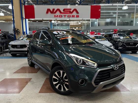 HYUNDAI HB20X 1.6 16V PREMIUM FLEX 4P AUTOMÁTICO
